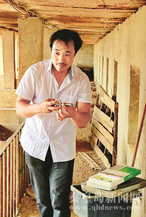 秦皇島昌黎農民自費建書屋向村民開放(組圖)
