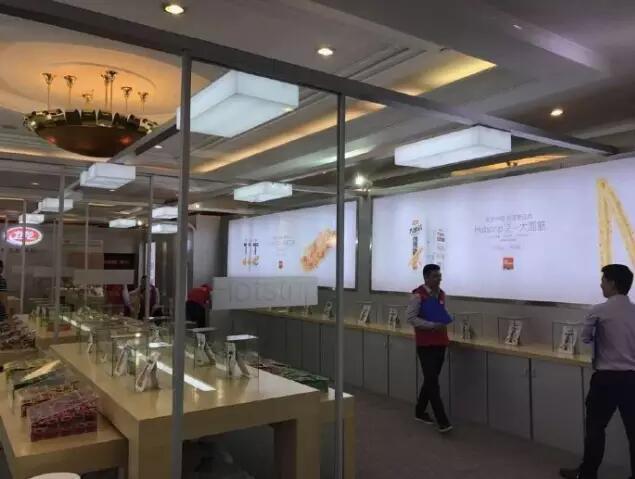 河南一辣條變身零食之王 設計風格逆天遠銷海外